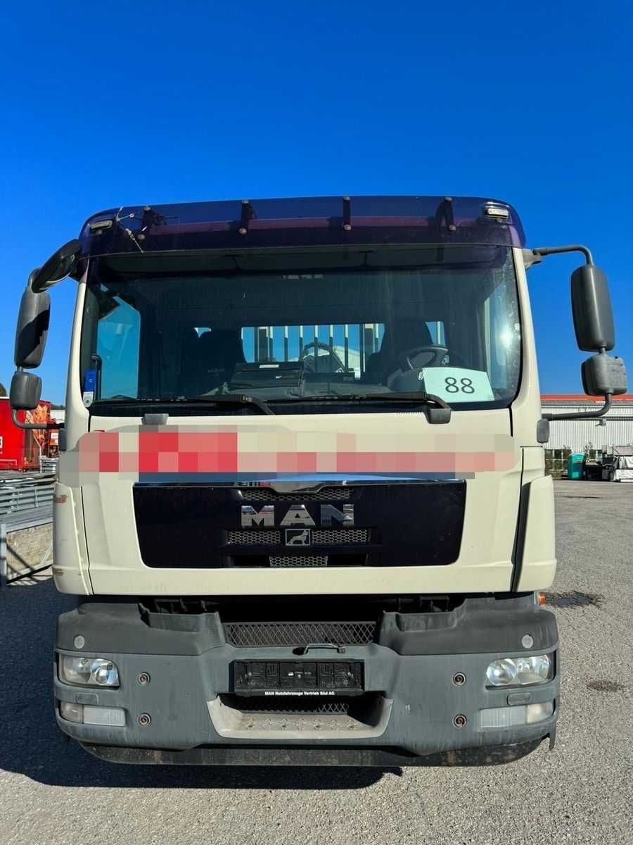 Бортовий автомобіль MAN TGM 18.340 краном маніпулятором Hiab 122 2010р