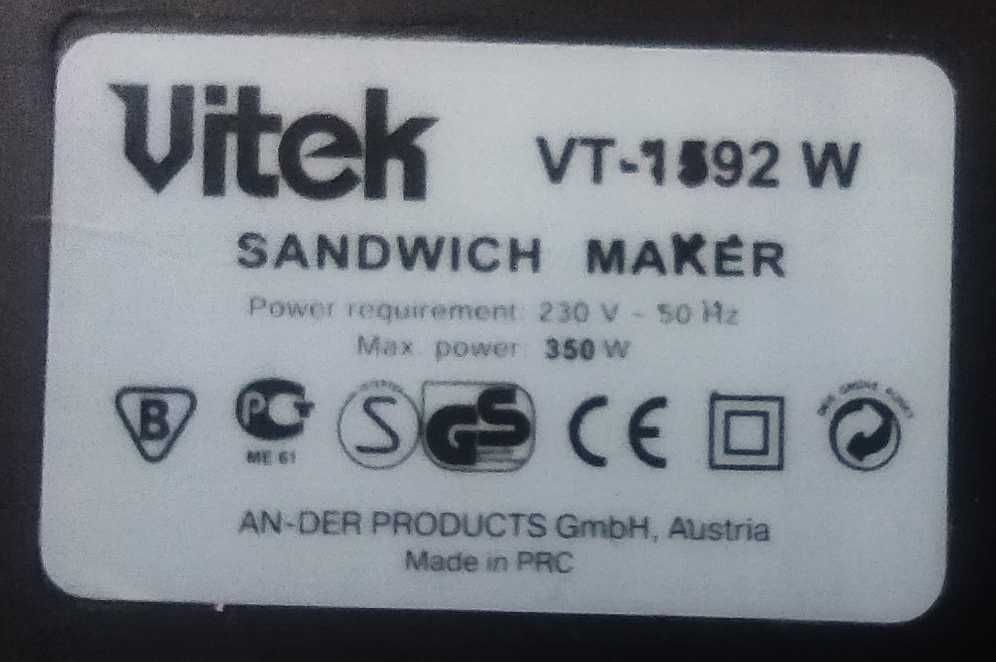 Сендвичниця-Бутербродниця Vitek VT-1592 W