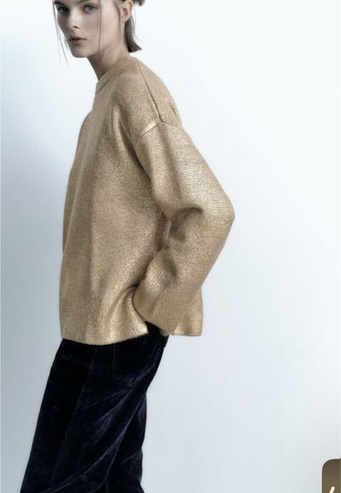 Стильний светр Zara