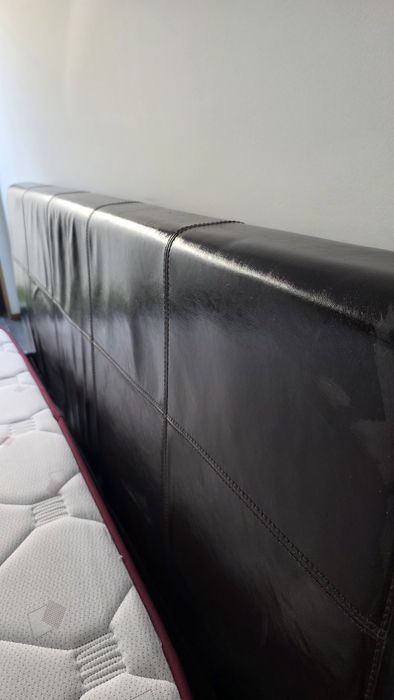 Cama de casal com colchão