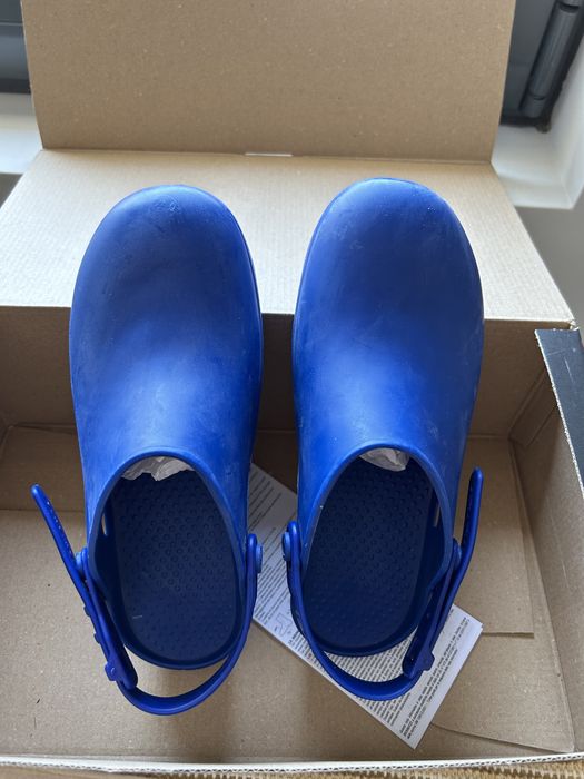 Socas NOVAS marca reposa