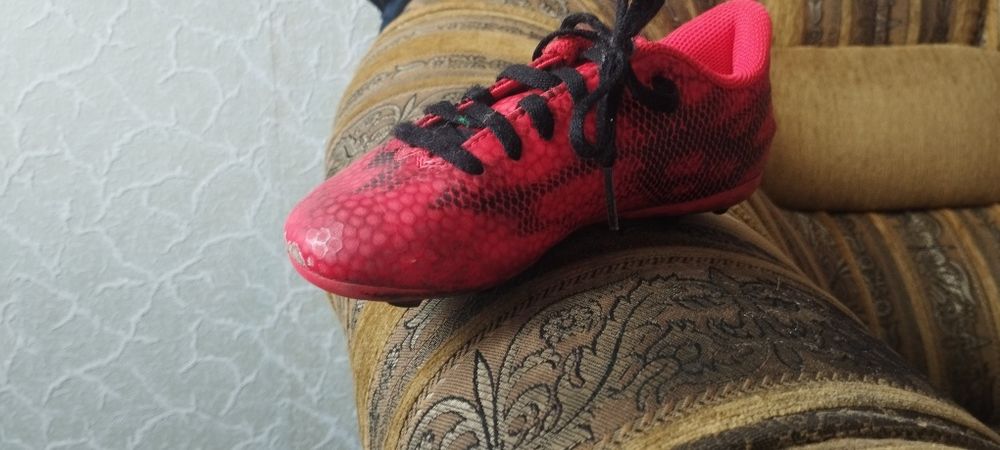 Продам Бутсы Adidas X Speedflow.3 FG Арт-FY3295
Состояние отличное
Раз