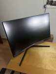 Monitor Samsung Odyssey G5 27” Curvo 2K / 165Hz / 1ms – COMO NOVO