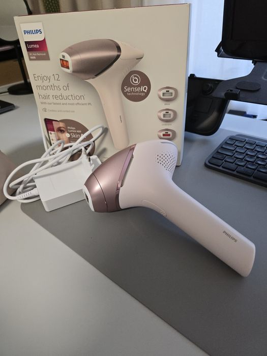 Фотоепілятор Philips lumea 9900
