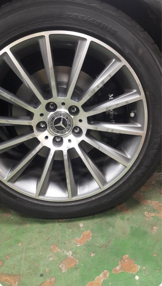 Резина 255/45 R18 Yokohama advan sport Y99