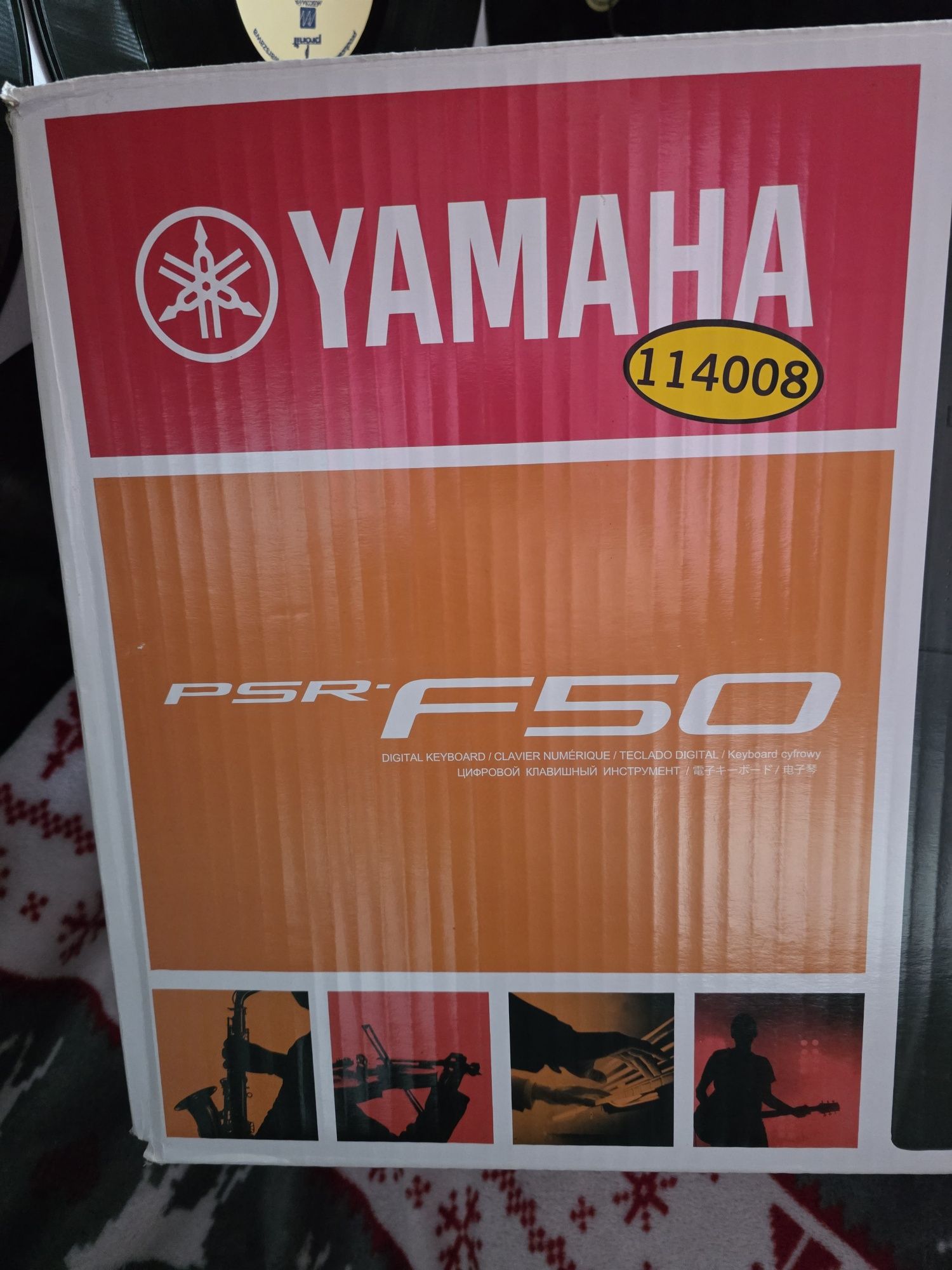 Keyboard yamaha f50