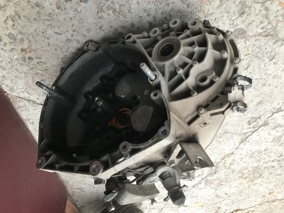 Механическая КПП 1.6 дизель 263 кузов