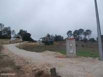 Terreno de 2.080 m2 c/ Projecto p/ Armazém.