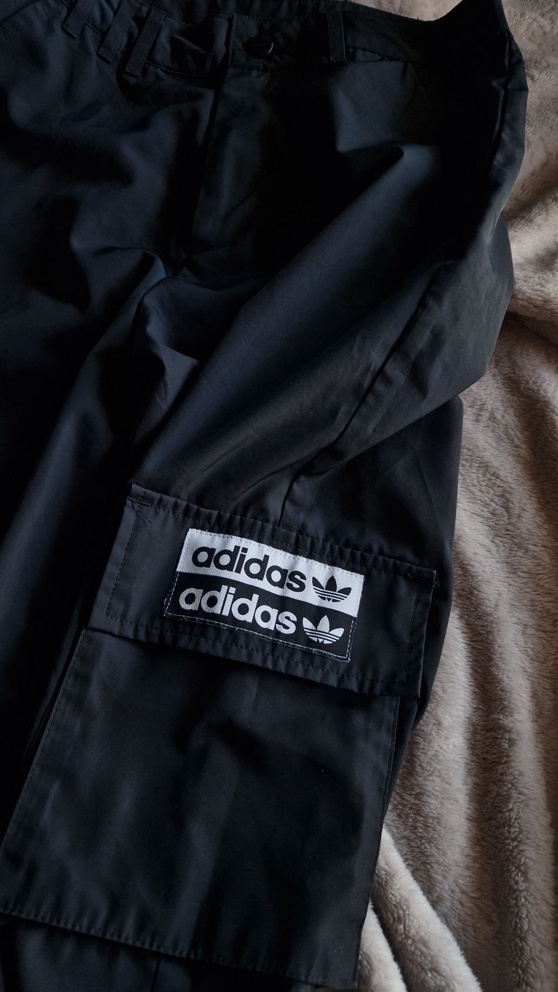 Spodnie dresowe Adidas