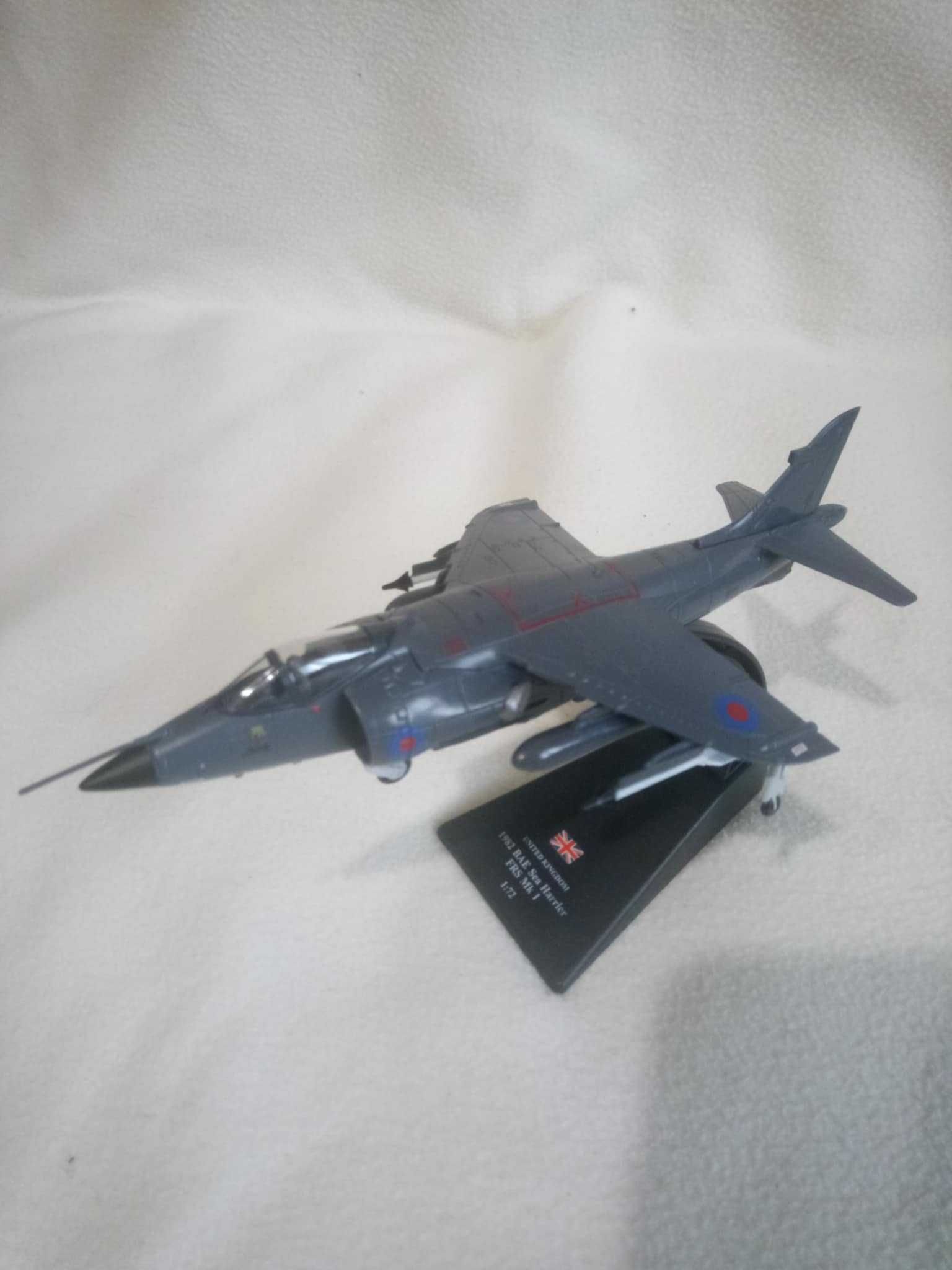 Колекційні моделі літаків 1:72