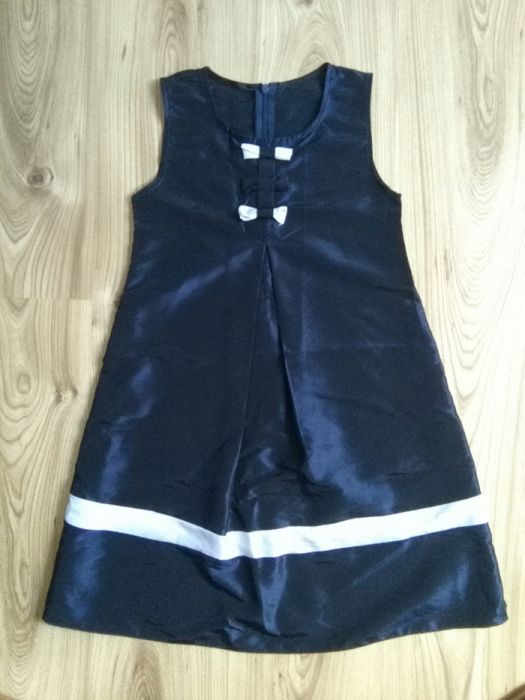 Sukieneczka wizytowa