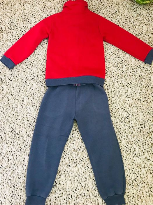 Детский спортивный костюм (размер 116)