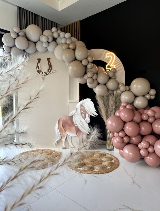 Scianki balonowe, kwiatowe , dekoracje stołów, dekoracje na komunie