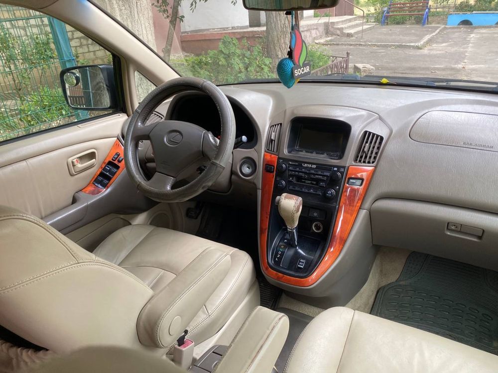 Продам Lexus RX300