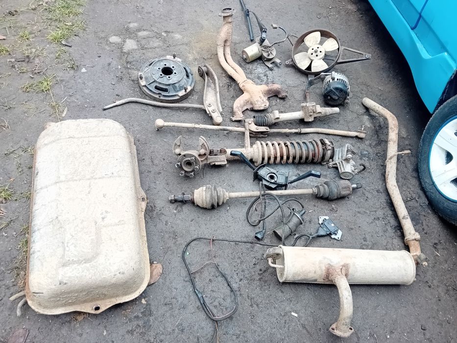 Продам   колєктора та інш  ЗАЗ СЛАВУТА