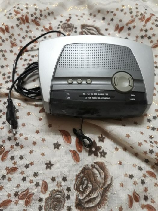 Радио часы только от сети