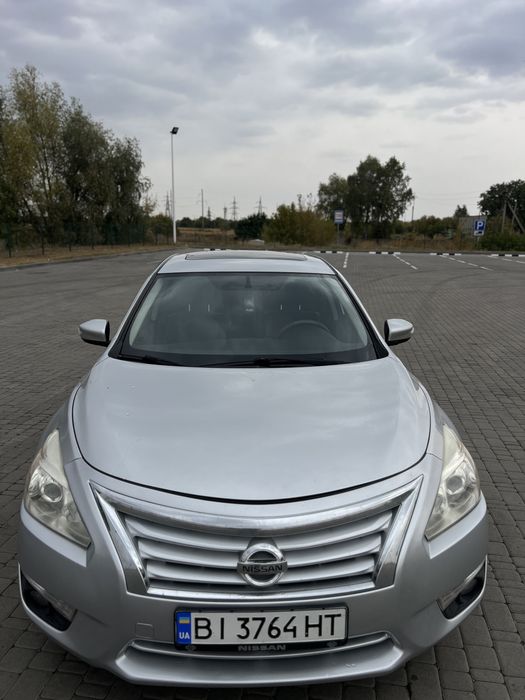 Продам Nissan altima 2014 2.5