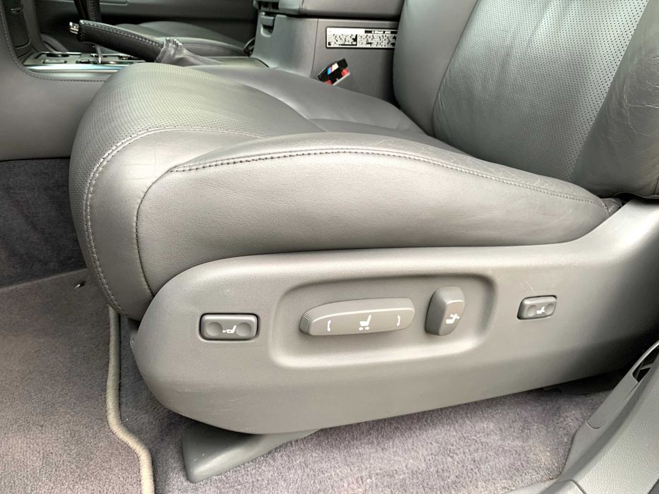 Lexus LX 570 один владелец! Вся по Тойоте!