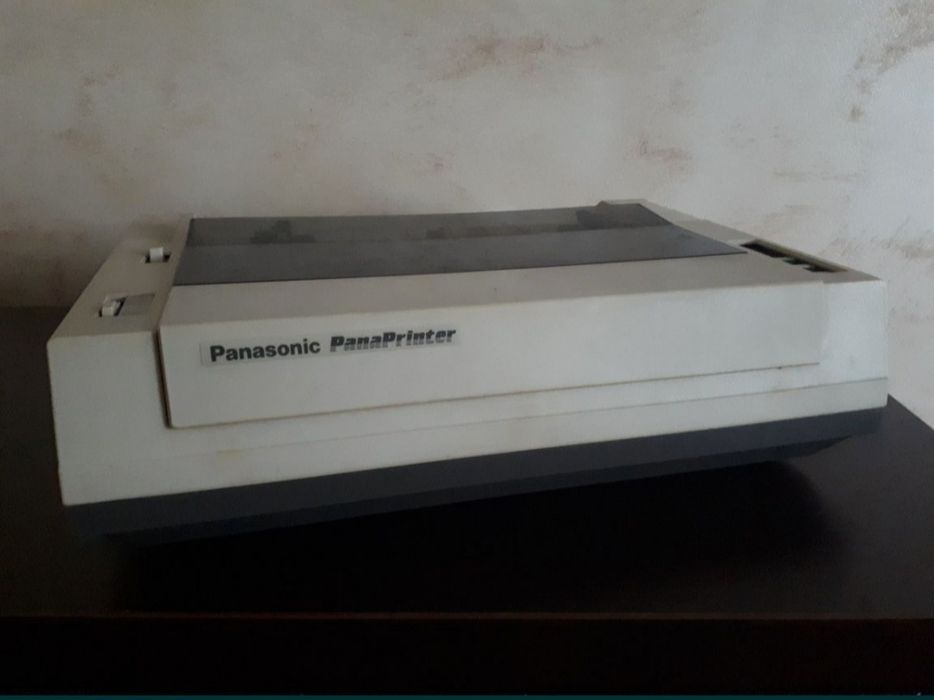 Stara drukarka igłowa Panasonic PanaPrinter KX-1000P