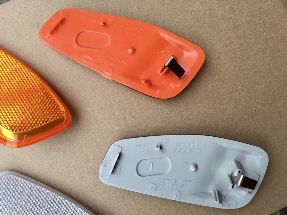 Jeep Renegade Отражатель Габарит в Крыло Оптика Детали Новые Ренегат