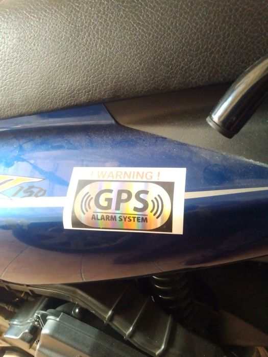 Наліпка наклейка стікер на скутер, мотоцикл, авто GPS alarm