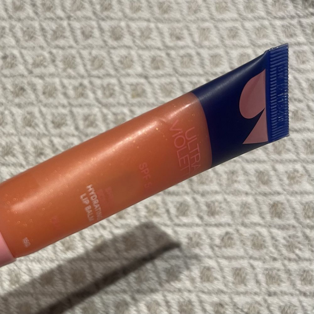 Ultra Violette Hydrating Lip Balm Peach spf 50 balsam błyszczyk do ust