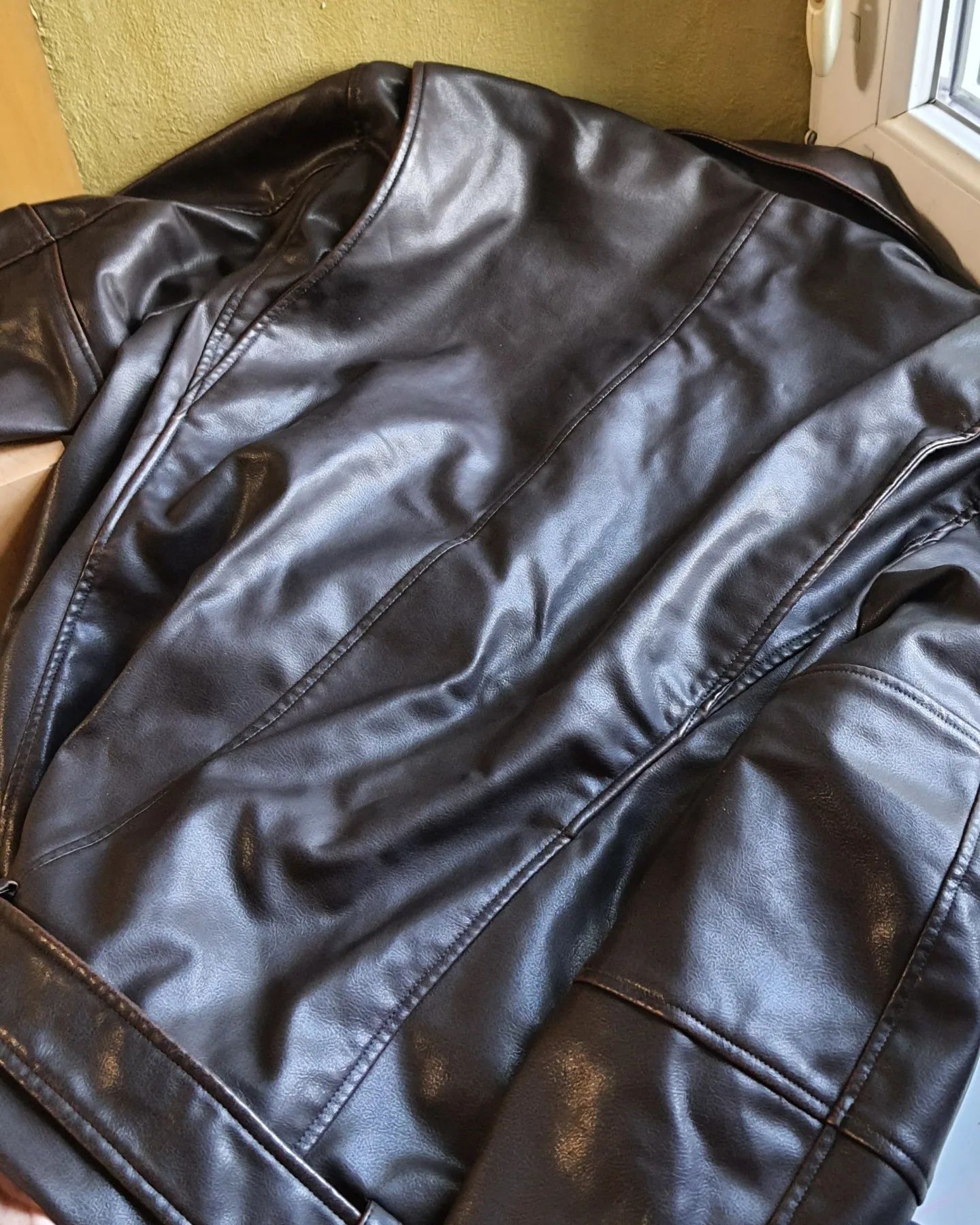 Куртка косуха Zara с ефектом потертости 40 L