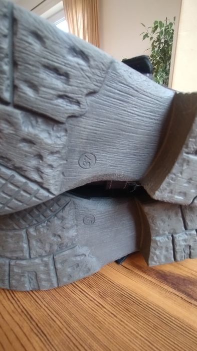 Kozaki Gino Rossi r. 37 nubuk/zamsz ocieplane