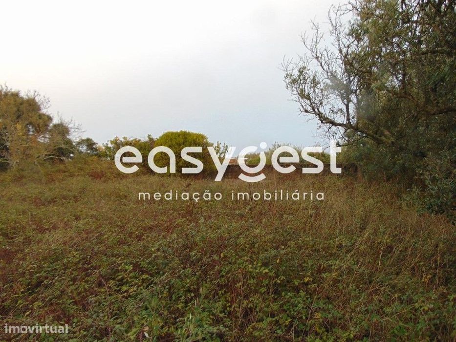 Lote de terreno para construção urbana de moradia com 2 pisos