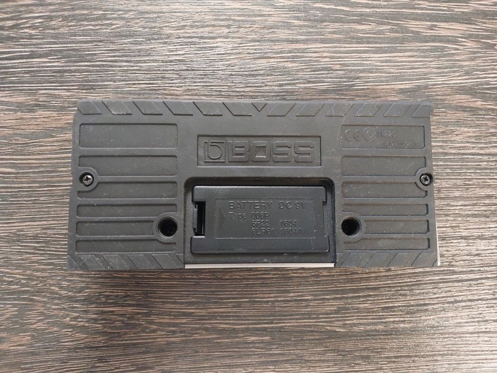 Педаль Boss FS-6