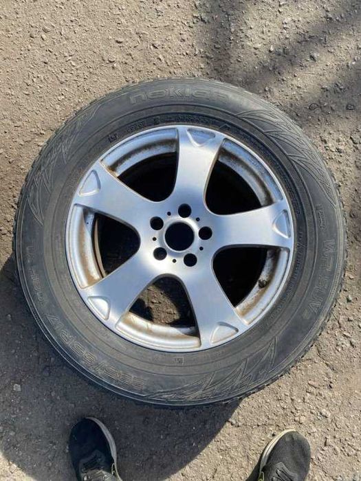 Шини комплект гума зима 235/65R17 Nokian