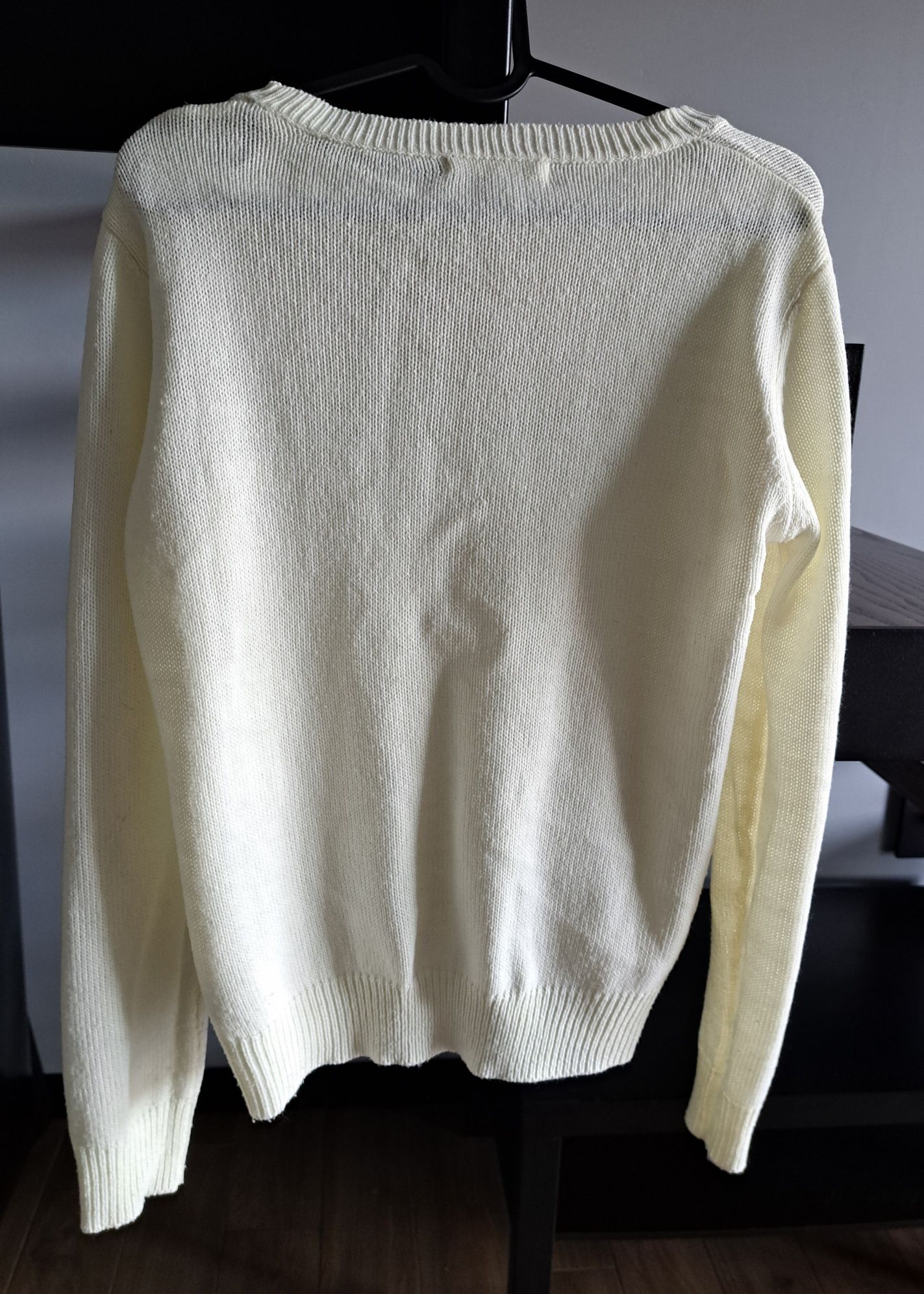 Damski sweter Calliope