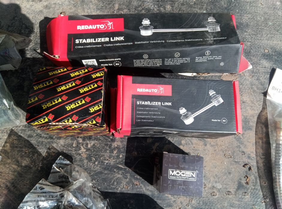 Стойки стабілізатора і втулки стабілізатора на джилі ск