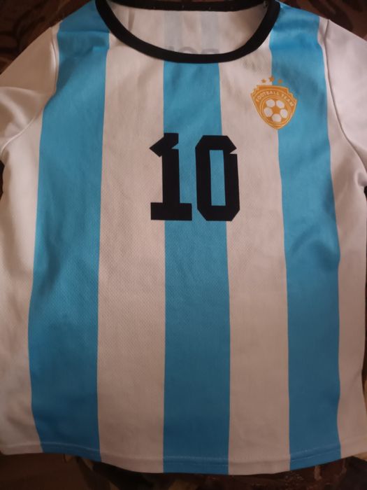 T-shirt rozm.120 dla małego piłkarza.