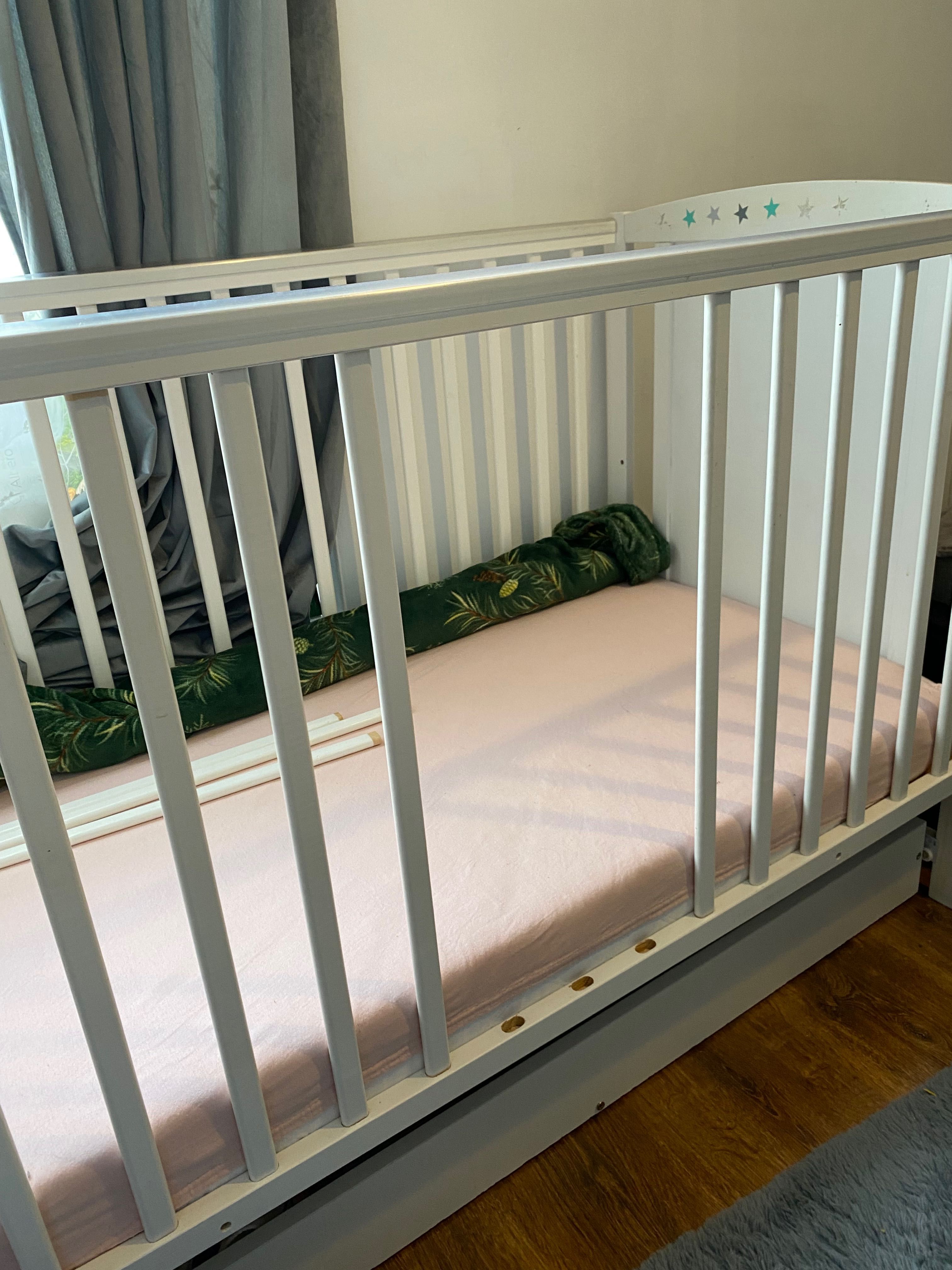 Łóżko dla dziecka do 0-3 rok