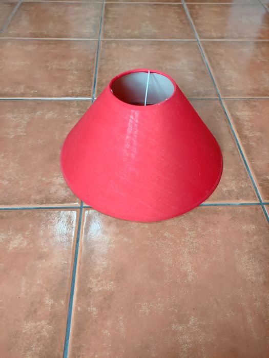 Abajur vermelho para candeeiro