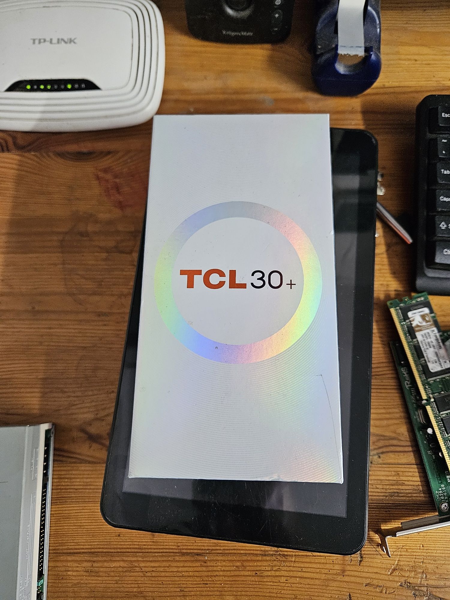 TCL 30+ AMOLED 6,7, 4GB/128 GB niebieski