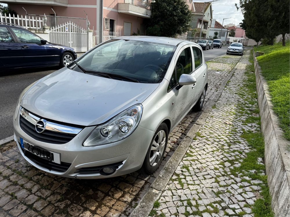Vendo corsa 2010