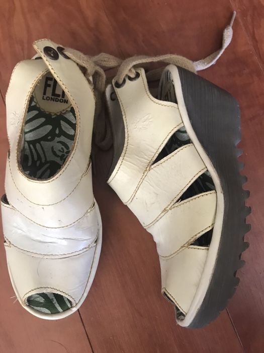 Sandalias de cunha fly london T. 36