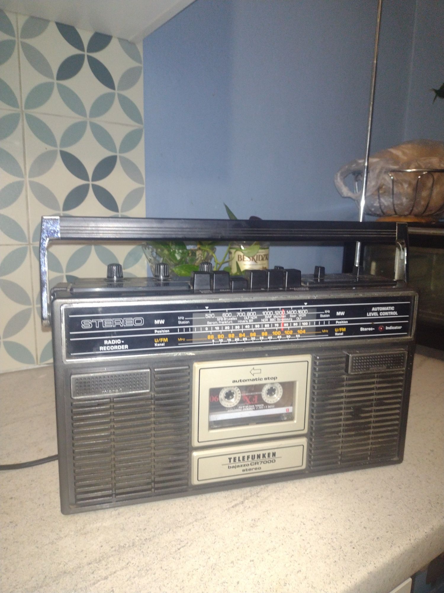 radiomagnetofon Telefunken bajazzo CR7000