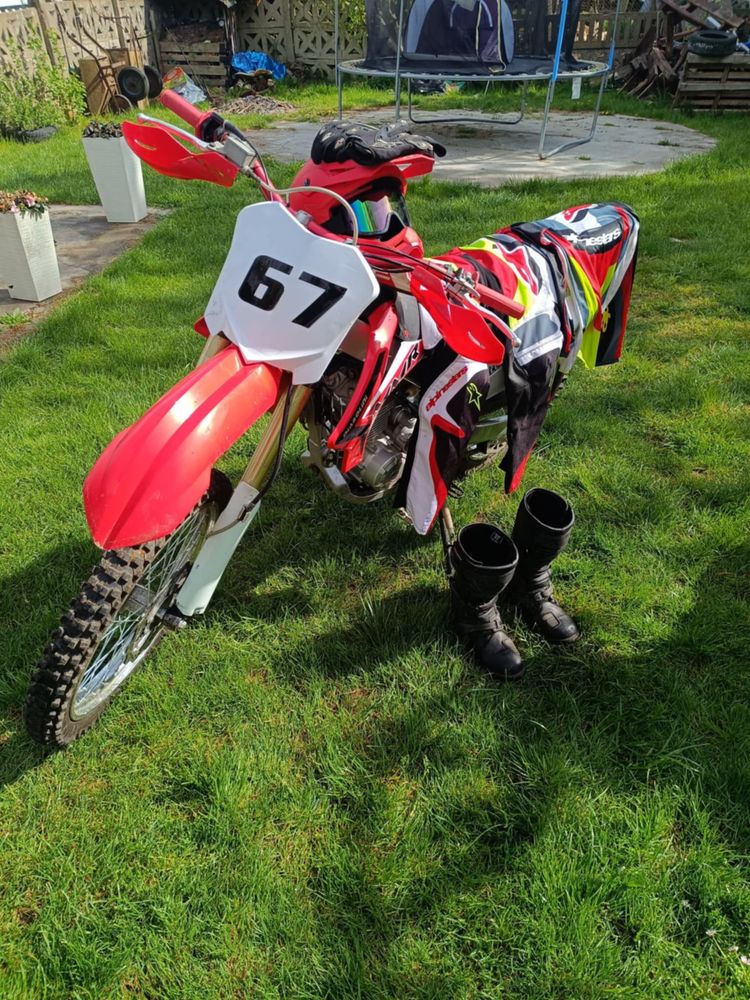 Cross (Diabolini MMR 250)Z calym zestawem ubrań