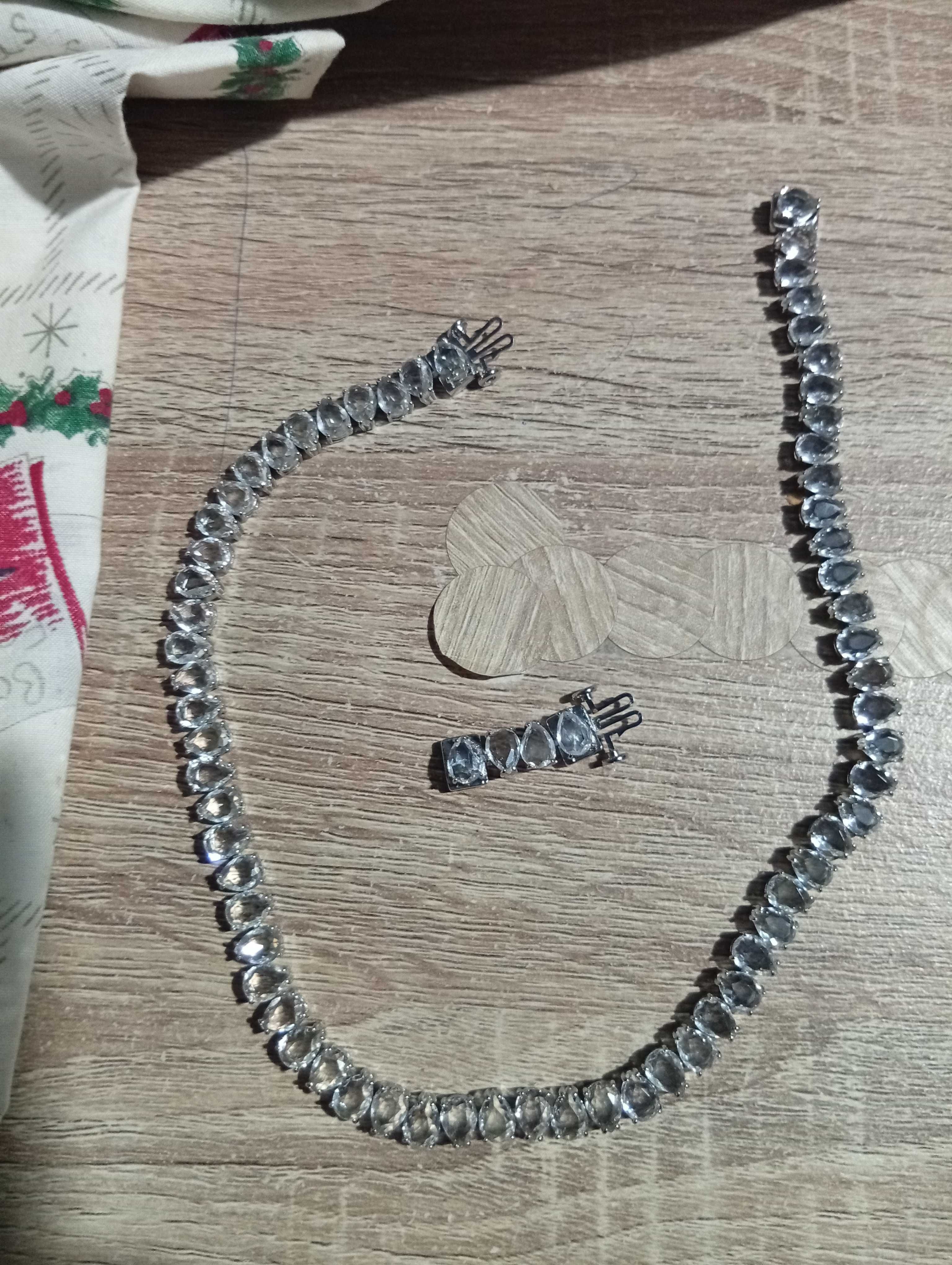 Fio swarovski com pedrinhas