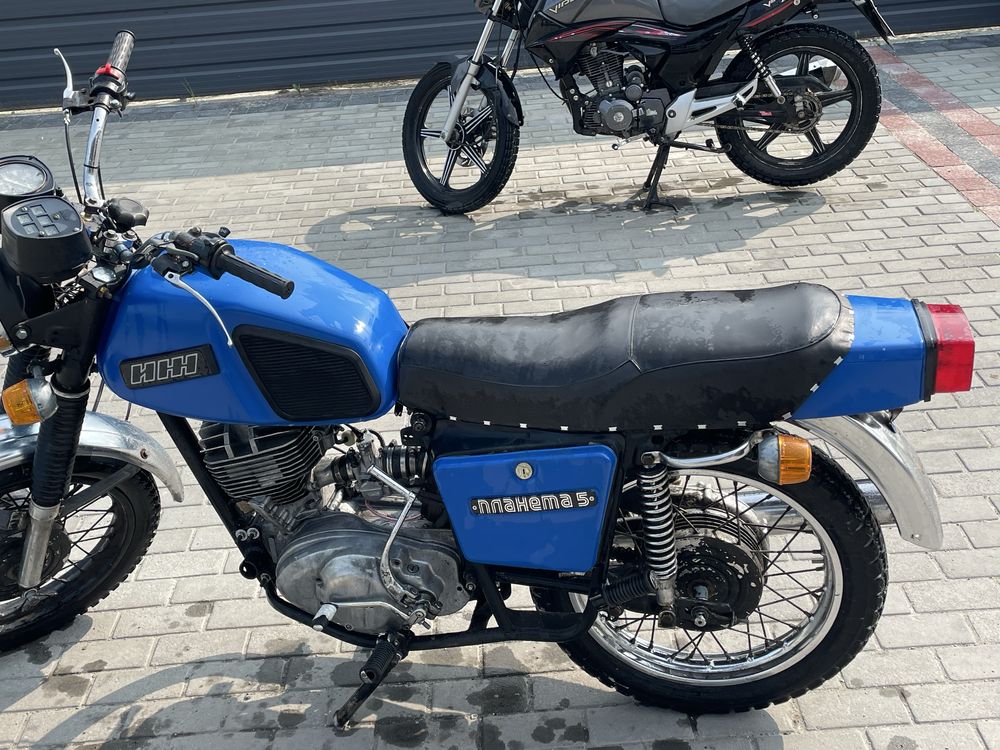 Продам Иж планета 5