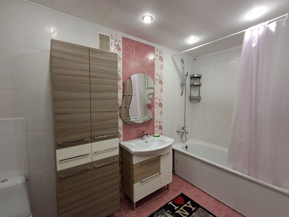 Продам з ремонтом 2-кім.кв по Пр. Миру  (ЗАЗ)