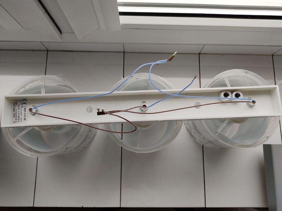 Lampa sufitowa z chmurkami