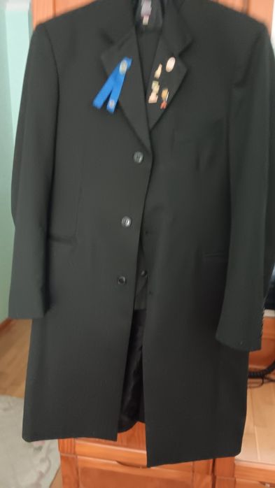 Traje academico . ( casaco,colete e calças.)