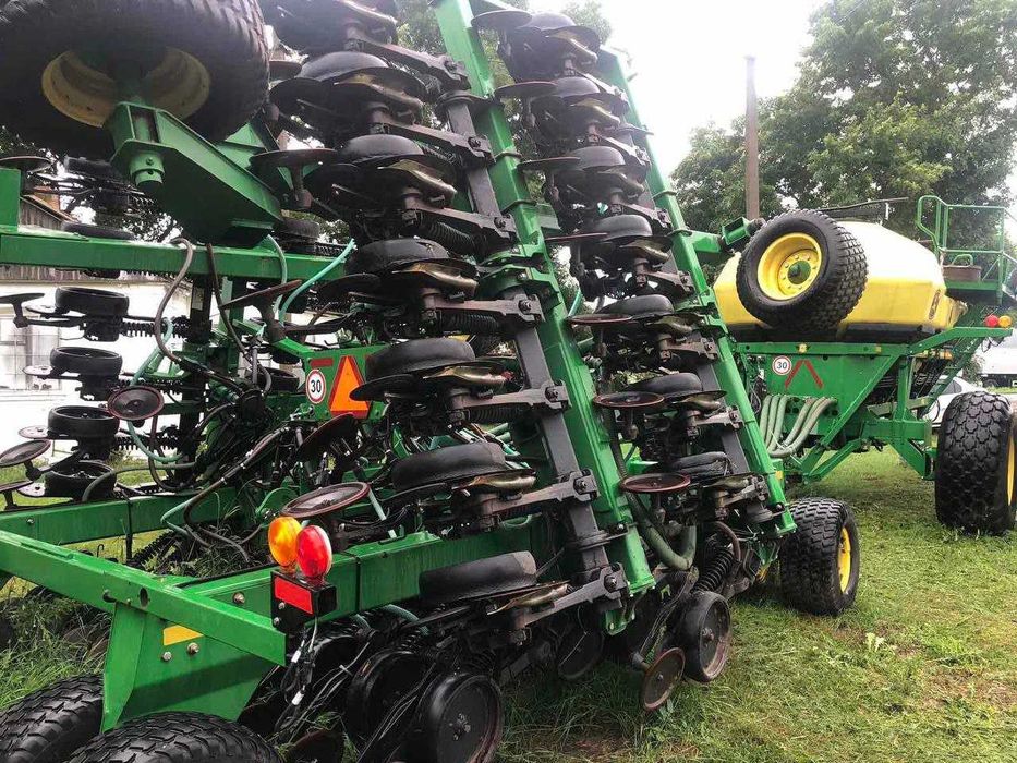 Посівний комплекс John Deere 1890 (бункер 1910)