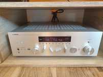 Amplituner wzmacniacz stereo Yamaha rn-803d