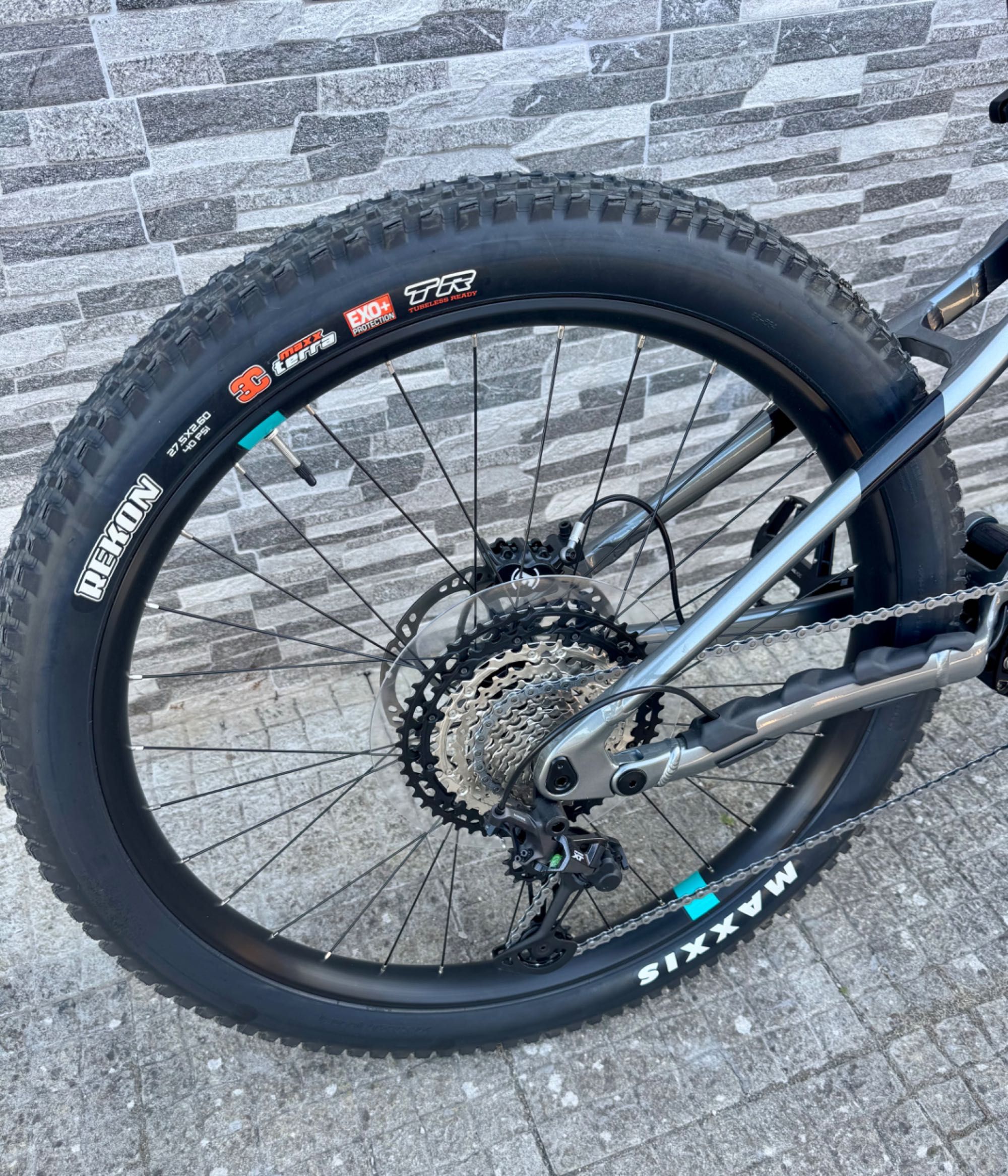 Bicicleta ebike elétrica btt - Yamaha NOVA M