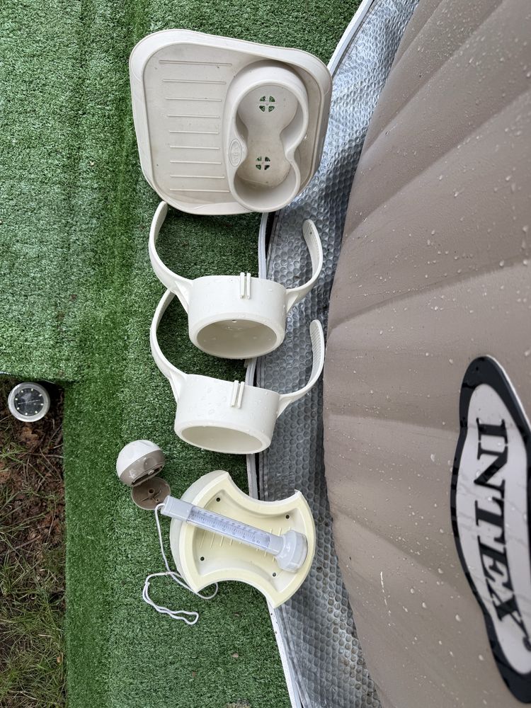 Jaccuzi Basen Spa Intex 8 osobowe z 2024r Gratis dodatki i Ledy